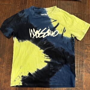 Massimo Blue and Yellow Graphic Tee size Medium